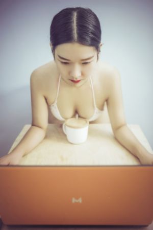 国产欧美在线观看不卡一_高清手机在线看